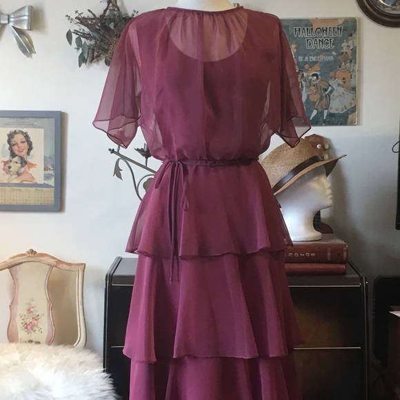 Vintage gorgeous maxi dress, minor flaws - Picture 2 of 8